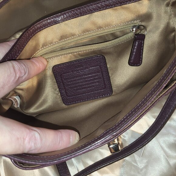 Authentic Coach Burgundy Crossbody, Model #F28725, Excellent, Like New Condition - Picture 4 of 12